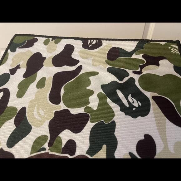 A Bathing Ape Rug - Picture 4 of 4